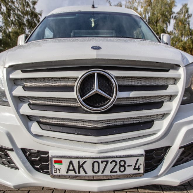 Mercedes Benz Sprinter 4