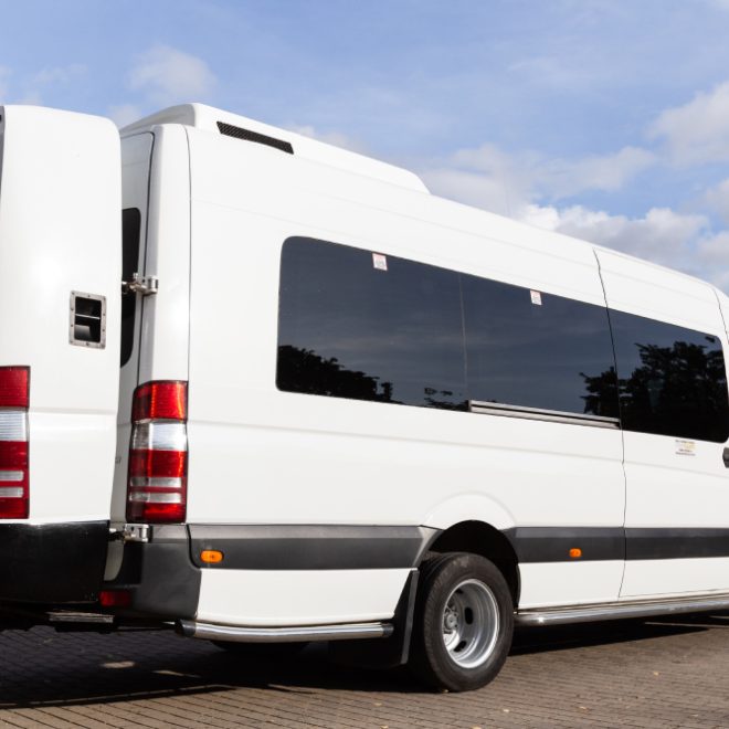 Mercedes Benz Sprinter 8